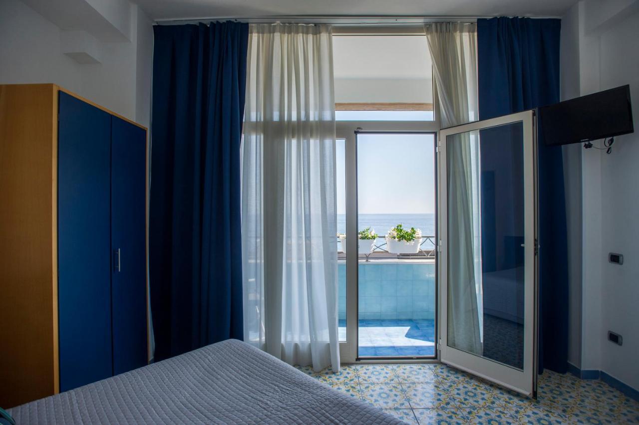 Panoramic Aparthotel 3*